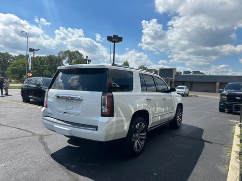 Used 2018 GMC Yukon Denali w/ Denali Ultimate Package AWD/4WD image 4