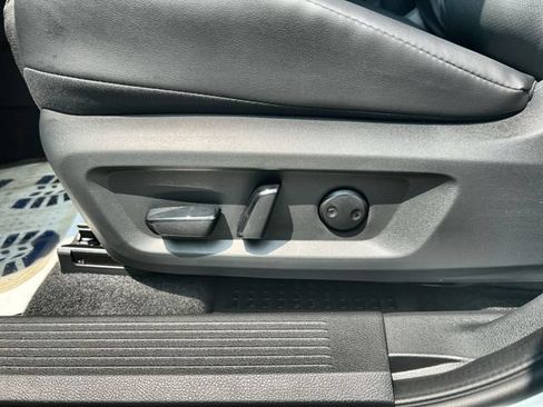 Certified 2023 Nissan Rogue SV w/ SV Premium B Package AWD/4WD image 12
