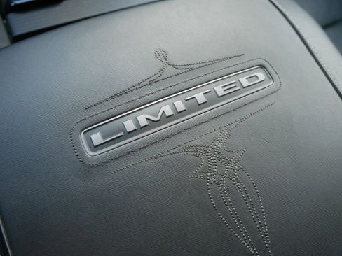 Certified 2024 RAM 2500 Limited image 28