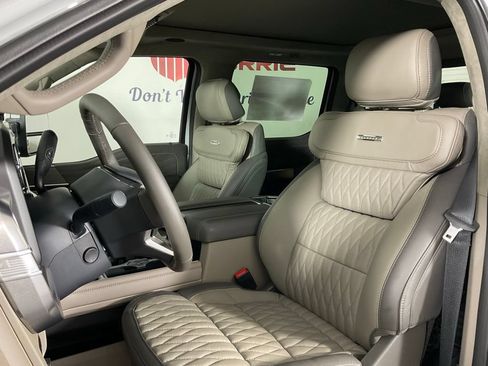 New 2026 Ford F250 Platinum w/ Platinum Plus Package AWD/4WD image 14