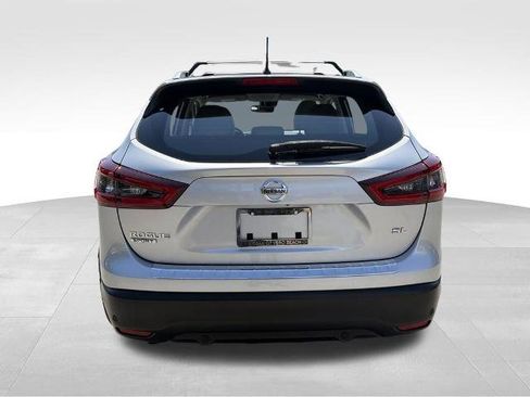 Certified 2022 Nissan Rogue Sport SL FWD image 7