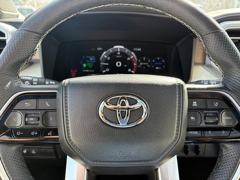 Used 2023 Toyota Sequoia Capstone image 17