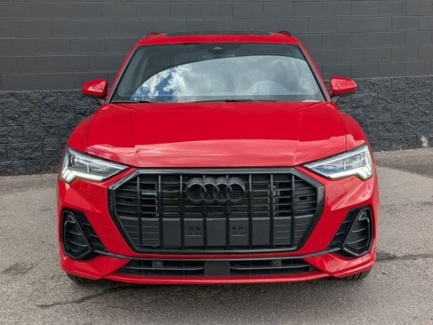 Certified 2025 Audi Q3 2.0T Premium w/ Convenience Package AWD/4WD image 2