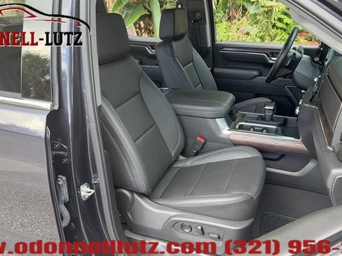 Used 2025 GMC Sierra 1500 SLT w/ SLT Premium Package RWD image 9