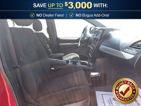 Used 2015 Dodge Grand Caravan SXT w/ Blacktop Package FWD image 22