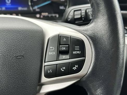 Used 2021 Ford Explorer XLT w/ Equipment Group 202A image 12