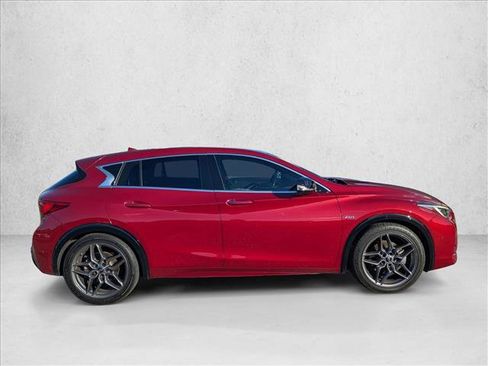 Used 2018 INFINITI QX30 Sport w/ Sport Leather Package image 4