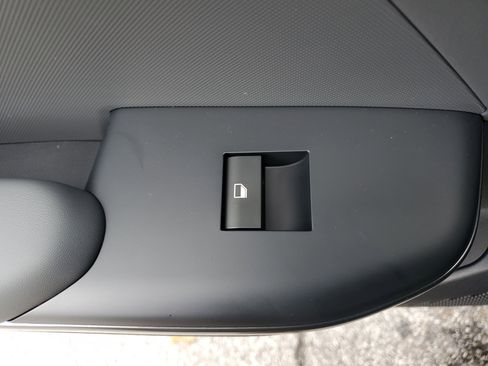 New 2025 Kia K4 LXS image 13