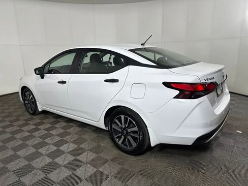 Used 2024 Nissan Versa S w/ S Plus Package image 5