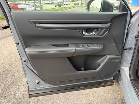 Used 2026 Honda CR-V TrailSport image 13