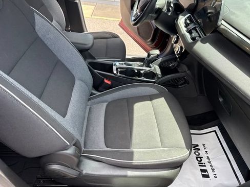 Used 2024 Chevrolet TrailBlazer LT w/ Convenience Package FWD image 26