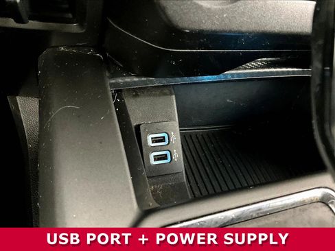 Used 2018 Ford F150 XLT w/ Equipment Group 302A Luxury AWD/4WD image 17