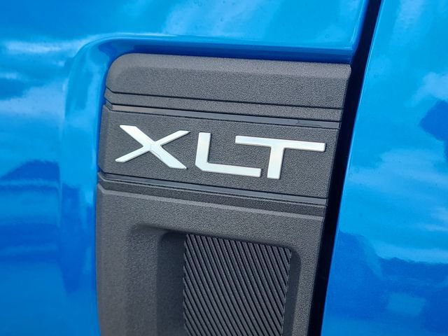 New 2026 Ford Maverick XLT w/ XLT Luxury Package FWD image 9