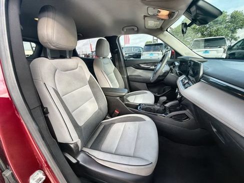Used 2024 Chevrolet TrailBlazer LT FWD image 26