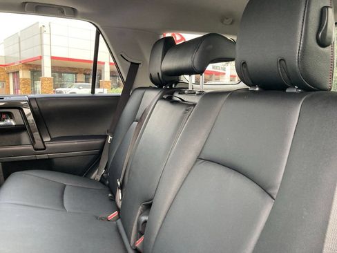 Used 2023 Toyota 4Runner TRD Off-Road Premium w/ Moonroof Package AWD/4WD image 10