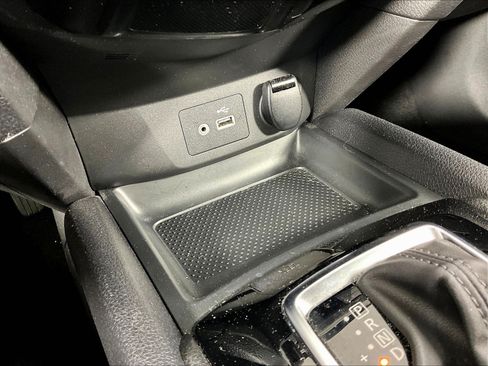 Used 2022 Nissan Rogue Sport S FWD image 14