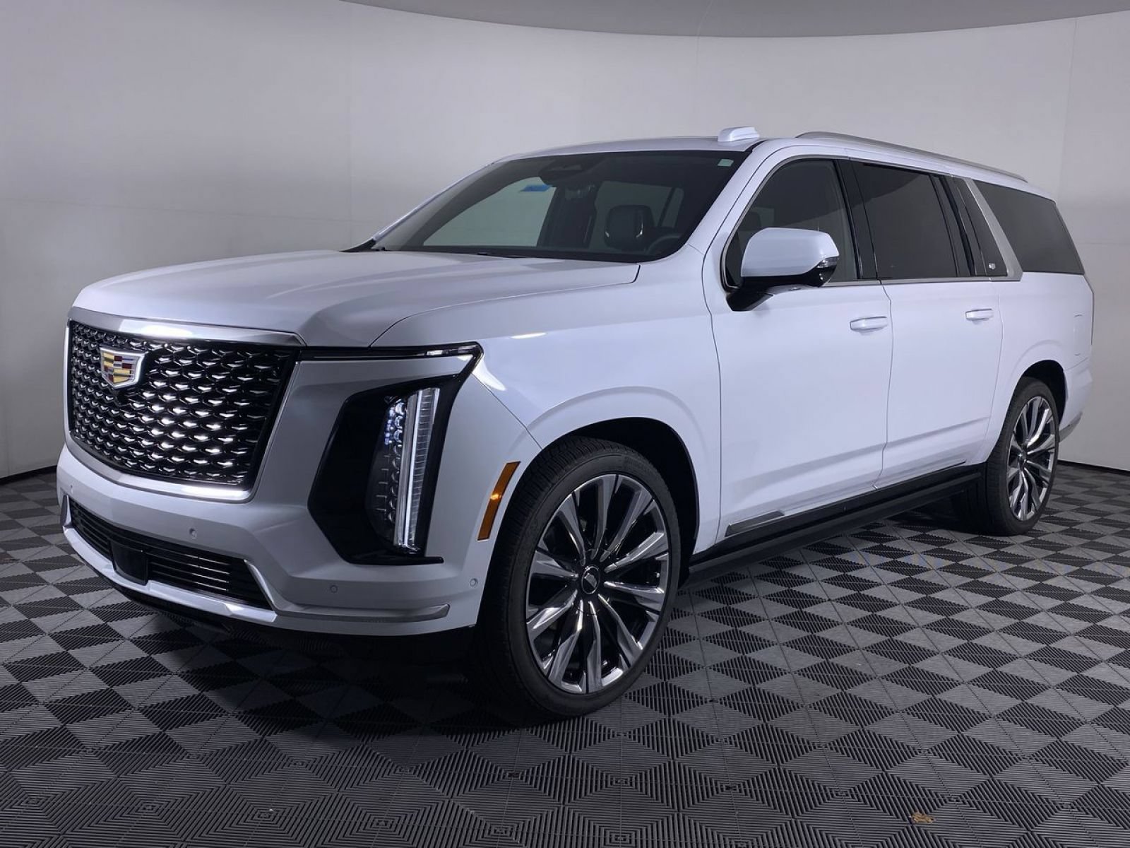 New 2026 Cadillac Escalade ESV Luxury w/ Touring Package AWD/4WD image 20