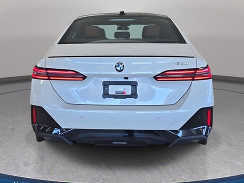 Used 2026 BMW 530i 530i w/ M Sport Package image 8