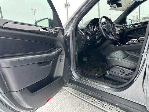 Used 2018 Mercedes-Benz GLE 350 4MATIC image 19