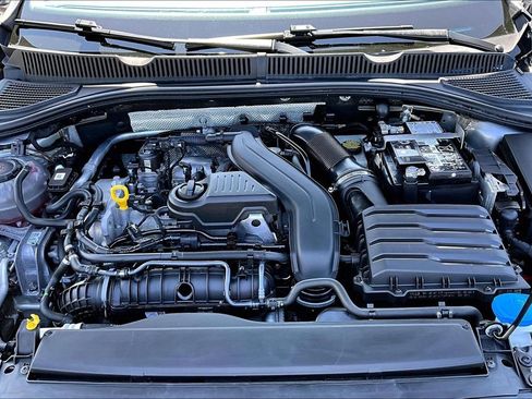 Used 2024 Volkswagen Jetta SE FWD image 30