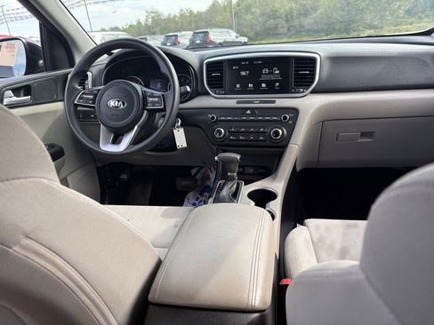 Used 2021 Kia Sportage LX image 32