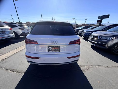 Used 2021 Audi Q5 2.0T Premium w/ Convenience Package image 5