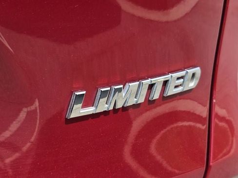 Used 2023 Toyota RAV4 Limited FWD image 34