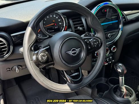 Used 2019 MINI Cooper S w/ Premium Package FWD image 15