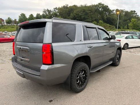 Used 2018 Chevrolet Tahoe LT w/ Luxury Package AWD/4WD image 7