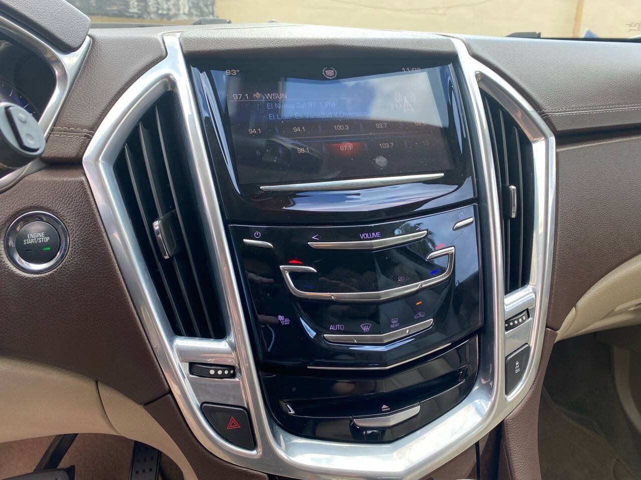 Used 2013 Cadillac SRX Luxury FWD image 14
