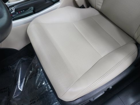 Used 2016 Honda Accord EX-L image 9