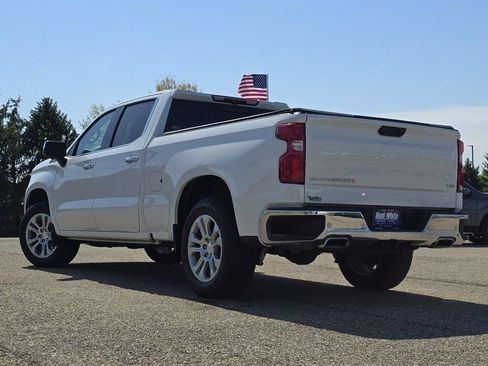 Used 2022 Chevrolet Silverado 1500 LTZ w/ Technology Package AWD/4WD image 17