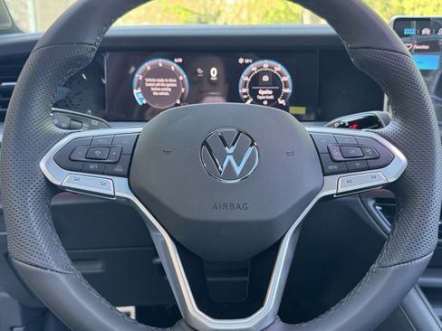 New 2026 Volkswagen Tiguan SE R-Line AWD/4WD image 10