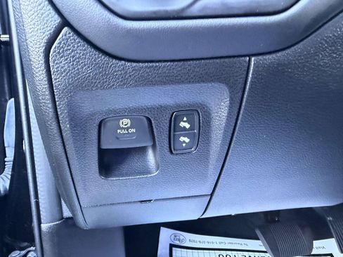 Used 2024 RAM 1500 Limited AWD/4WD image 20