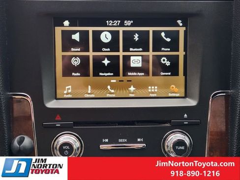 Used 2017 Lincoln Navigator Select image 17