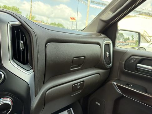 Used 2020 GMC Sierra 1500 SLT w/ SLT Convenience Package AWD/4WD image 25