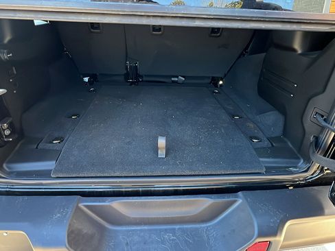 Certified 2025 Jeep Wrangler Sport S image 13