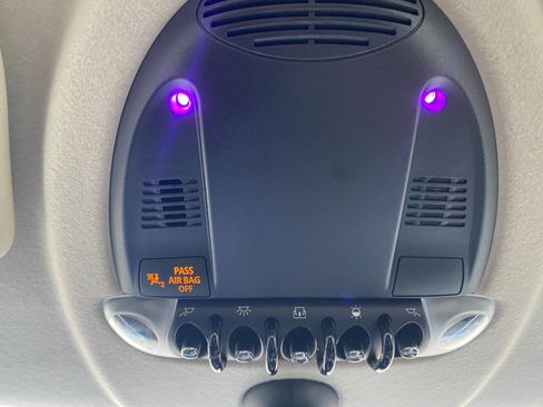 Used 2011 MINI Cooper Clubman S image 17