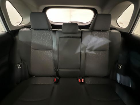Used 2025 Toyota RAV4 XLE AWD/4WD image 25