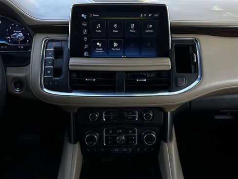 Used 2023 Chevrolet Tahoe Premier RWD image 18