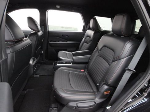 Used 2023 Nissan Pathfinder Rock Creek image 21