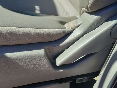 Used 2021 Nissan NV 2500 SV image 23