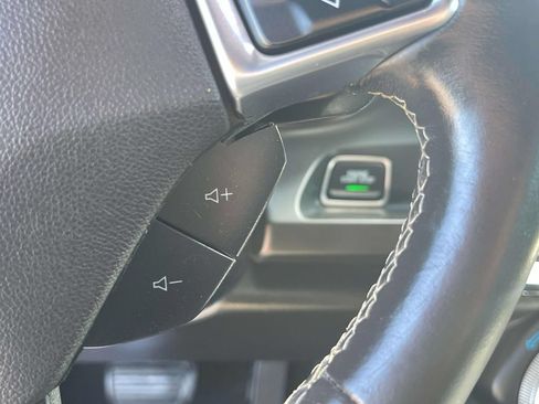 Used 2019 Chevrolet Camaro LT RWD image 32