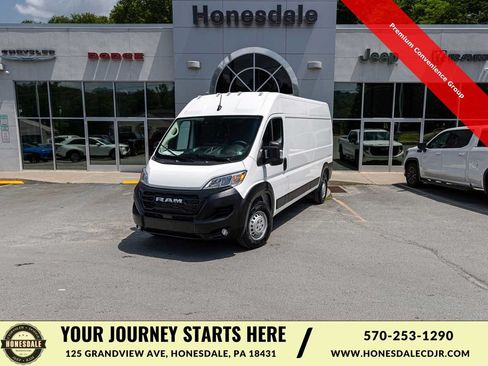 New 2026 RAM ProMaster 2500 w/ Premium Convenience Group FWD image 1