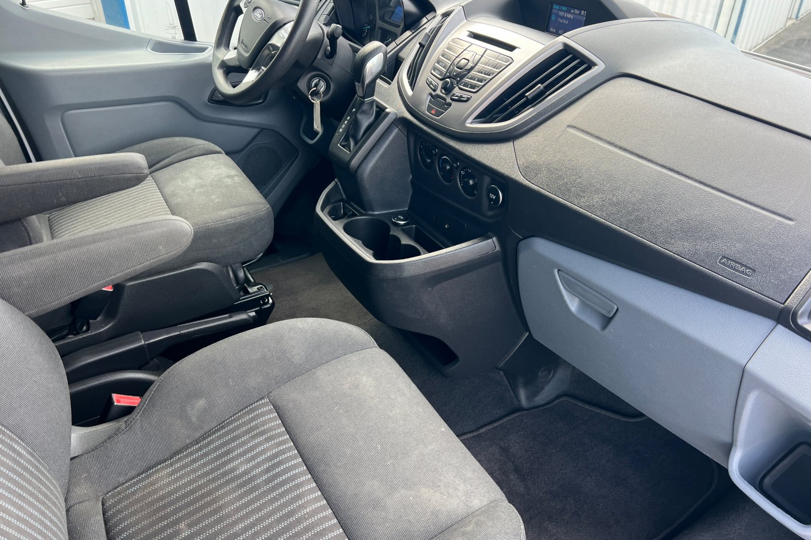 Used 2016 Ford Transit 350 XLT RWD image 18