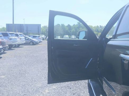 Used 2016 Cadillac Escalade Platinum image 15