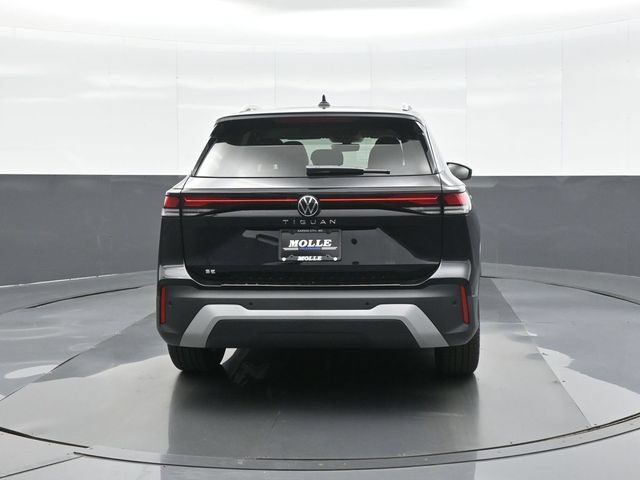 New 2026 Volkswagen Tiguan SE FWD image 6