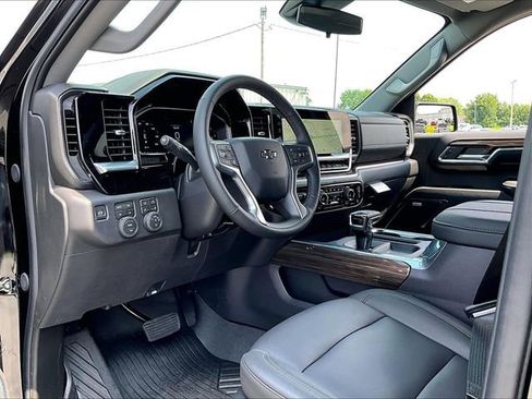 New 2026 Chevrolet Silverado 1500 LT Trail Boss w/ LT Trail Boss Premium Package AWD/4WD image 8