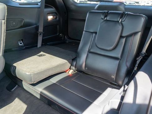 Used 2025 Ford Explorer ST AWD/4WD image 12