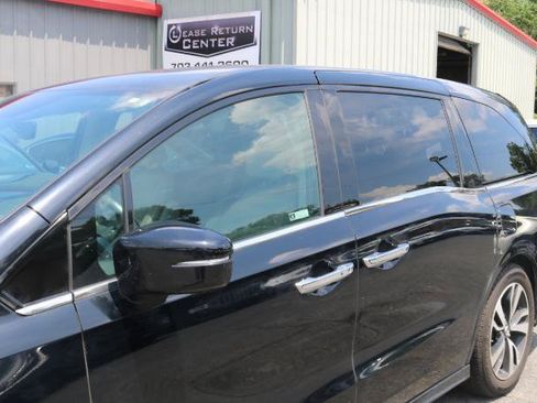 Used 2019 Honda Odyssey Elite image 4